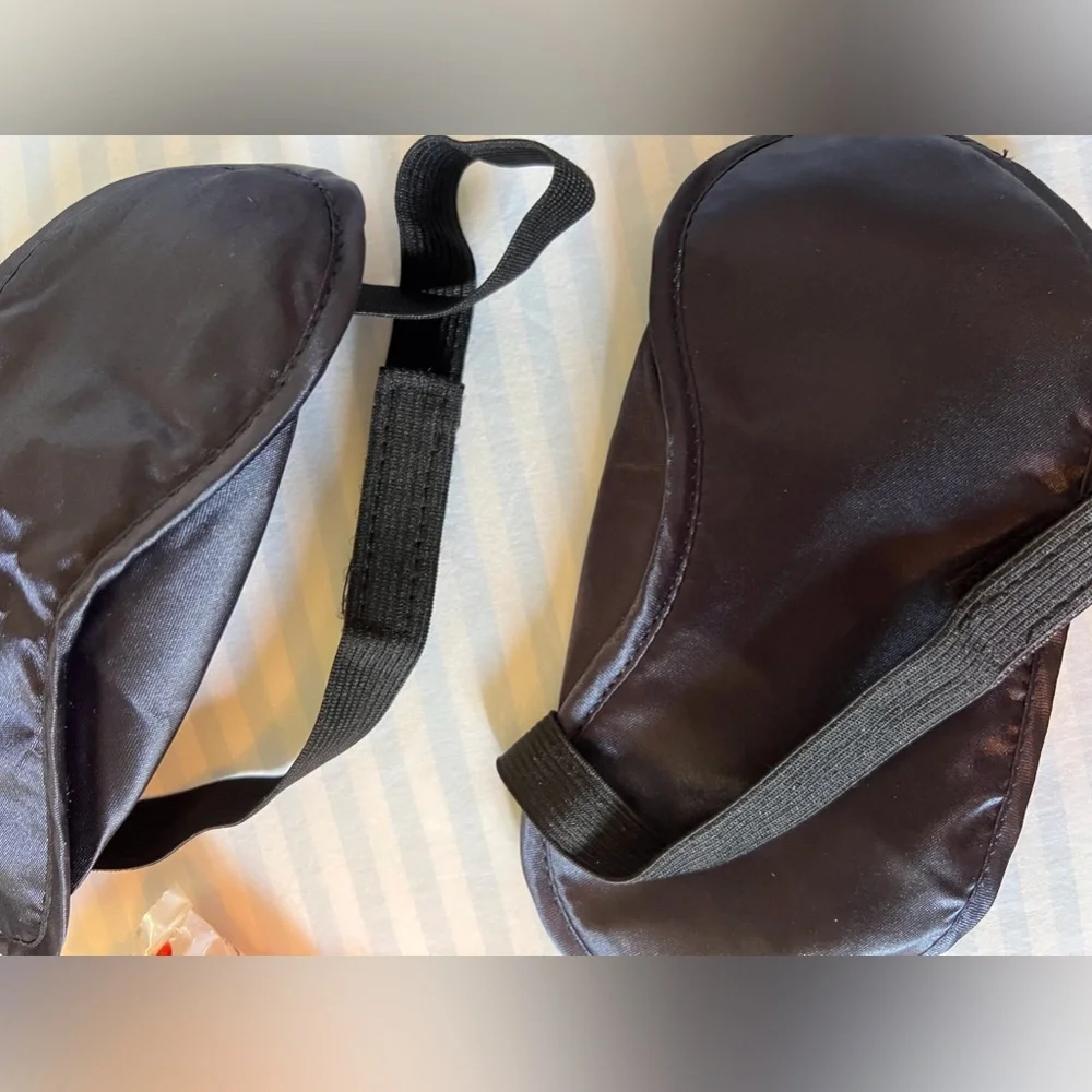 TRAVEL bundle ✈️🚀🛸 - Picture 8 of 8